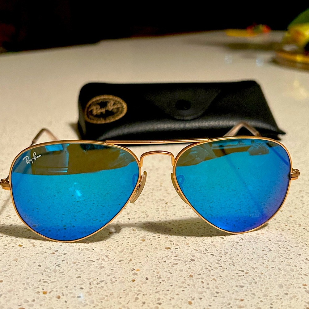 Blue Rayban Aviators